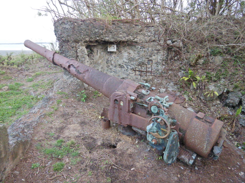 海軍大坂山安式四十口径十五糎平射砲（硫黄島） | 小笠原マルベリー
