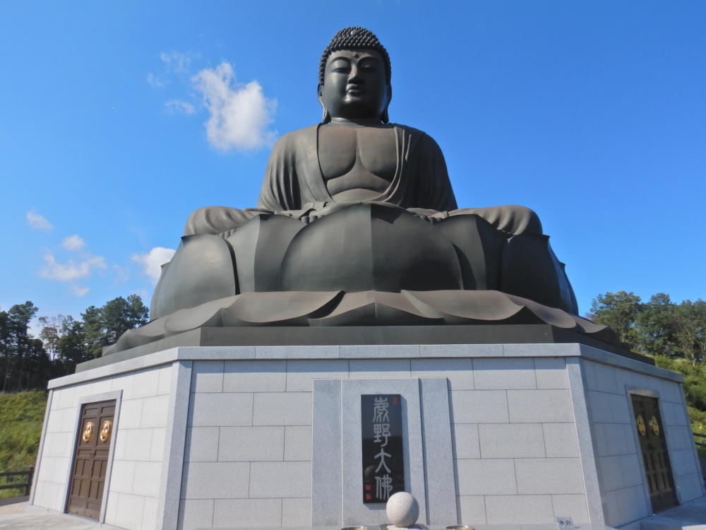 東京都日の出町「鹿野大仏」（'25/9月訪問） | 小笠原マルベリー